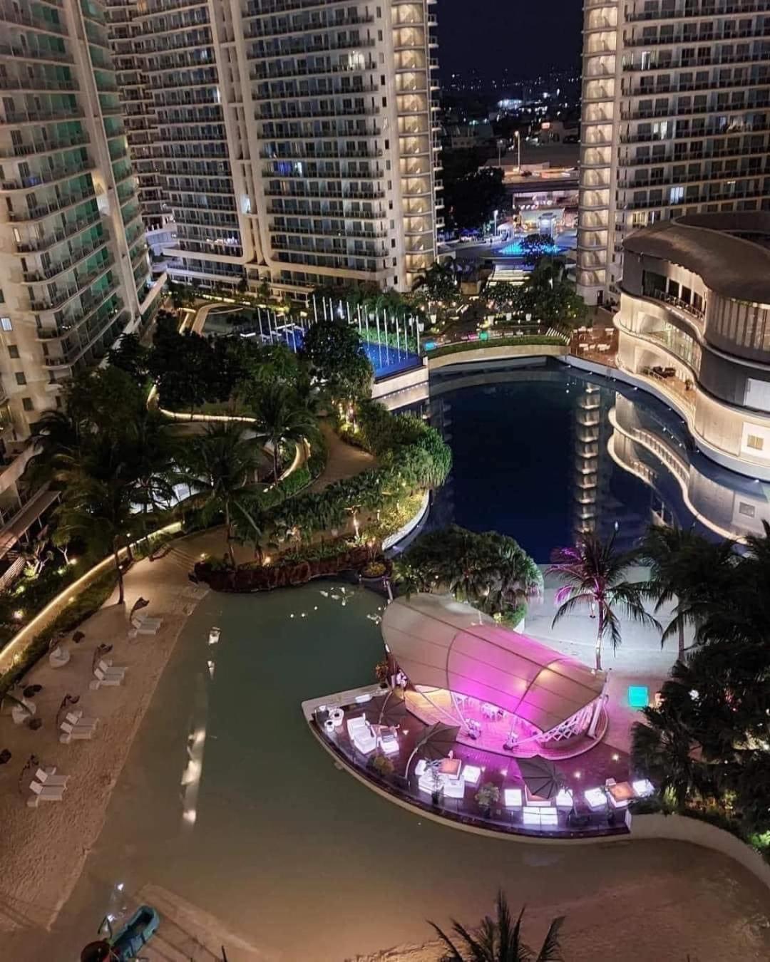 Azure Urban Resort Staycation マニラ市 エクステリア 写真