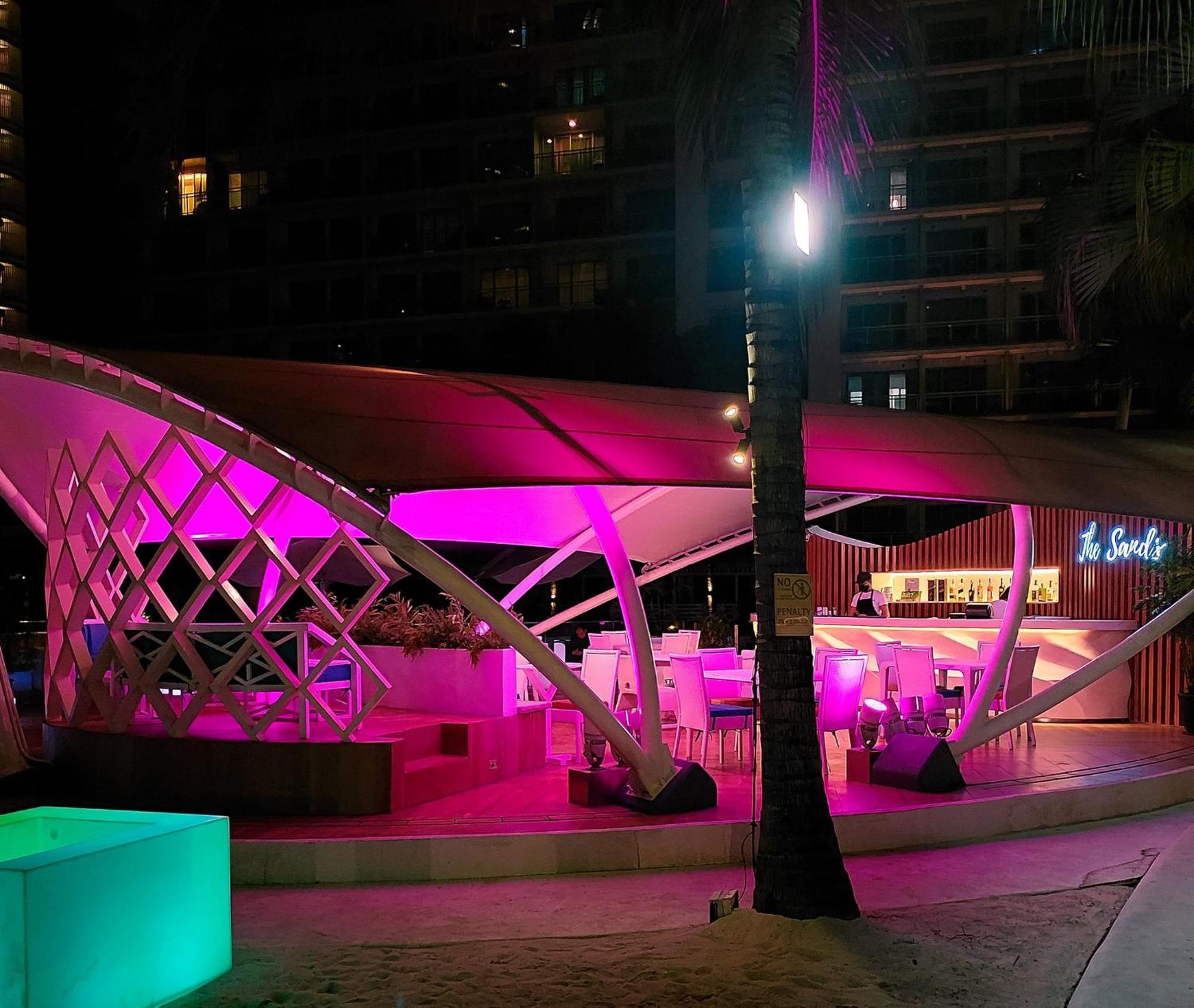 Azure Urban Resort Staycation マニラ市 エクステリア 写真